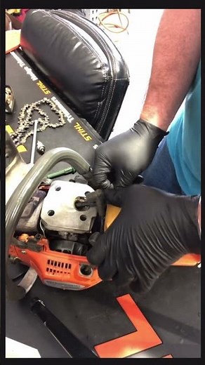 How to remove a clutch from a Husqvarna Chainsaw. #husqvarnachainsaw #chainsawrepair #husqvarna