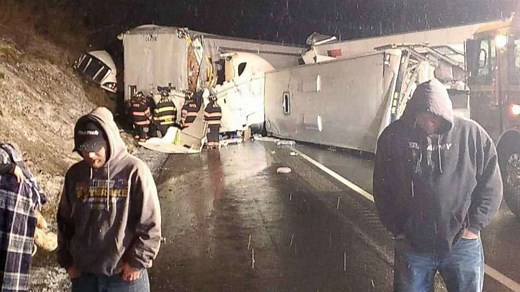 At least 5 dead, 60 injured in massive Pennsylvania Turnpike pileup
