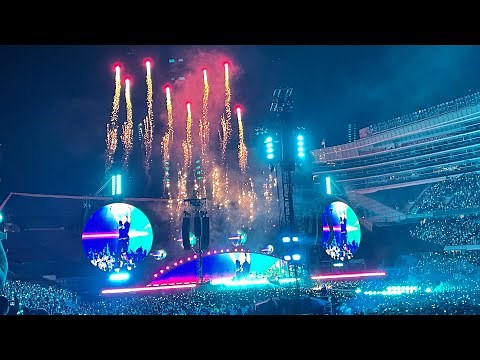 Coldplay @ Soldier Field Chicago - MOTS Tour FULL CONCERT May 29, 2022 👽🌎🛸