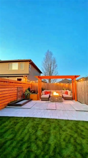 Small Backyard → Beautiful Garden Pool 😱#shorts #abandonedhouse #homeimprovement #fixerupper