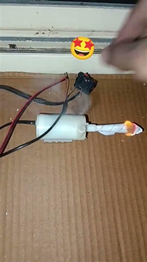 🤩How to make a mini smoke machine with dc motor 3.5v battery at home #experiment #shorts