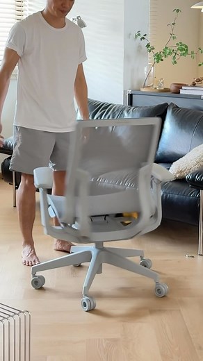 rae 🌿 on Instagram: "Elevate your home office aesthetics with the new Novita nc01 home office chair. With features like ergonomic alignment, precision balance tilt & stability, this chair is designed to enhance your lifestyle whether you’re at home, in the office or gaming. We like that it has a smooth, silent 360° movement which means you’d glide effortlessly without obstruction while protecting your floor from damage. The comfortable c-curve design and adaptive tilt adjustment provides the id