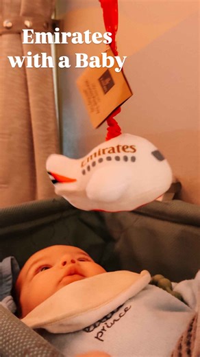 Ellie Quinn Belhaj 🌏 on Instagram: "What’s it like to fly Emirates with a baby?!🇦🇪✈️ On the majority of routes under 2’s get their own checked & carry on luggage, we used our babies checked luggage for his car seat.🧳 We also took his pram and they let us take that to the gate which didn’t count towards any of our luggage allowances.. Also, save some room in your carry on for the lovely bits they give you🎁📸 I loved the Polaroid photo they take of fa