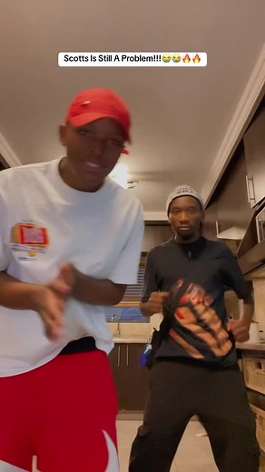 Uyaphapha Marn: La Música de Pcee y Scott Maphuma