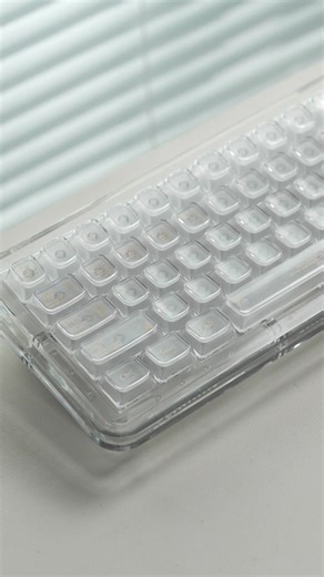 【🎧Typing】Welcome to the fantasy world- experience the crystal clear ASMR of Womier Luna keycaps.🧊 🛒Available at womierkeyboard.com #womierkeyboard #womier #keyboard #keeb #mechkeyboard #keycaps #keycapset #typing #typingasmr | Womier Keyboard