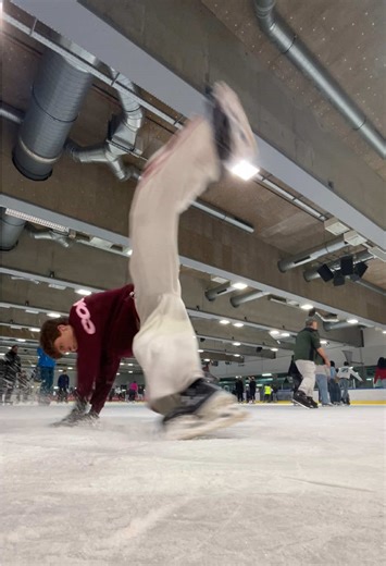 Hilarious Ice Skating Fail Compilation