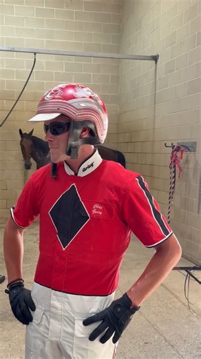 Chris Geary partnered the David Thorn-trained Van Basten to victory in the Wetherill Park Industrial Pace. Post-race, Jessica Watkins spoke with Chris about the win. 🥇🎙️ #ClubMenangle | Club Menangle