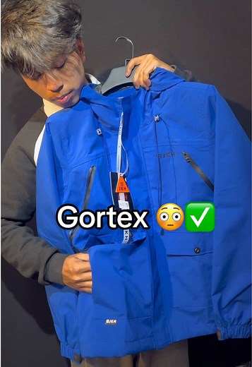 New Gortex Jacket for Summer Weather in Nepal