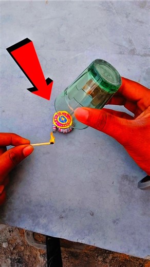 चकरी को जलाकर उसके ऊपर ग्लास रखा... और फिर हुआ धमाका!! 😱💥 | Science Experiment Gone Wrong