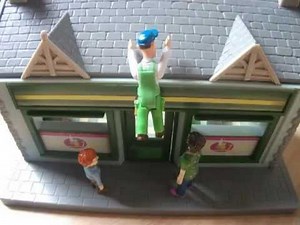 FIREMAN SAM MIKE STUCK ON DILYS' ROOF!!