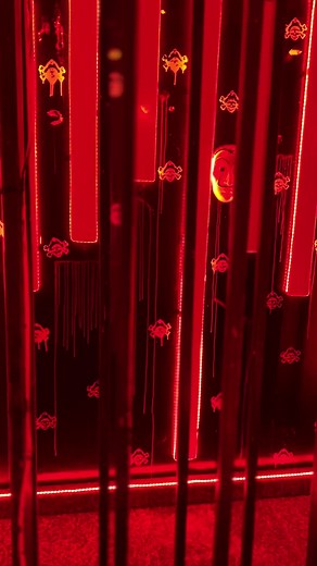 Exploring Dramatic Visuals in Artistic Video Sets