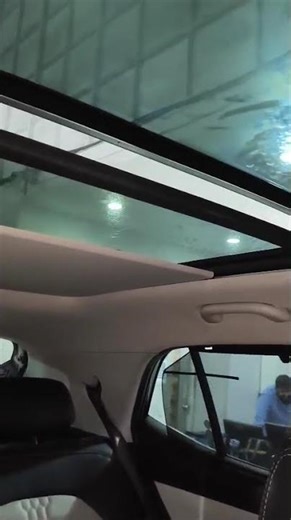 New creta One touch sunroof operation.