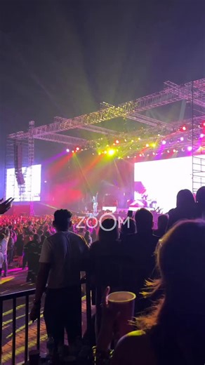 5.5K views · 52 reactions | The moment Akon sang Beautiful, it felt like 2009 all over again  Akon delhi concert, akon live, akon india tour #akon | Zoom TV | Facebook