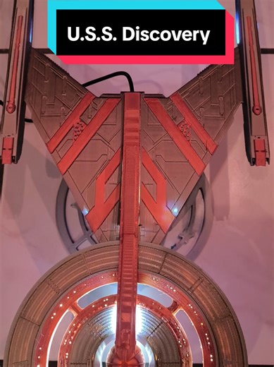 3D Printed U.S.S. Discovery Model at 1/1400 Scale