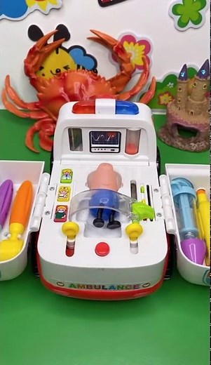 Peppa pig ambulance for kids | Peppa Pig doctor set for kids 🙂 | Kids Ambulance play set