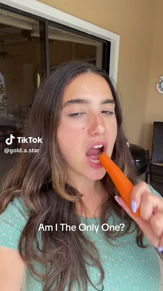 One Direction Fangirls and Carrot Memories