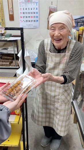 98-Year-Old Grandma’s Dango #japanesefood