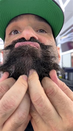 Goatee Clean-Up ASMR Experience with Expert Barber