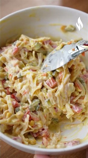 Filiz Noodle and Carrot Salad Short