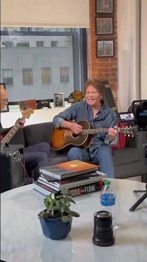 Lester Holt joined John on bass for a special performance of “Have You Ever Seen The Rain”
