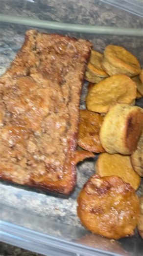 These frozen bags of pumpkin purée were taking up too much space in the freezer! • 2 cups flour • ½ teaspoon salt • 1 teaspoon baking soda • ½ teaspoon baking powder • 1 TBSP pumpkin pie seasoning • 1½ sticks (¾ cup) unsalted butter, softened • 2 cups sugar • 1/2 cup brown sugar • 2 large eggs • 1 (15-oz) can 100% pumpkin purée (I use my homemade purée) - Preheat oven to 325 - Cooking time will range from 40-75 mins depending on your baking dish #creatorsearchinsights #pumpkin#pumpkint#dessertlo