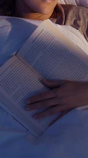 24M views · 695 reactions | Sure, bring a book. But our comfy beds have other ideas. | Holiday Inn Express | Facebook