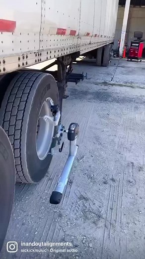 Trailer alignment #semi #semitruck #alignment #heavyduty #mechanic