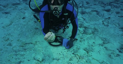 Underwater archaeologist shares Titanic experience and $500M sunken treasure discovery