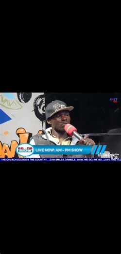 Raga Pyton stings Eddy Kenzo, JM Kennedy, Bakoko Bakoru and the entire musicians from West Nile. | Luo Tunes