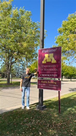 Take a quick jog with us around the U of M Crookston campus! 🏃‍♂️💛 Come see for yourself and schedule your own campus tour! 👇 crk.umn.edu/admissions/visiting-campus #runningtour #running #campustour #college | University of Minnesota Crookston