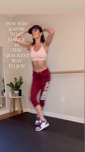 Life Hack: Dance in your living room daily ❌⭕️ Lydia | Lydia Magnoli