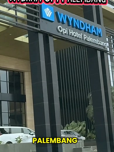 Jangan Bingung, cuma di sini yang lengkap dan kalo bosen bisa ke mall #cuantanpabatas #staycation #reviewhotel #fyp #whyndamopihotelpalembang