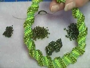Beaded Cellini Spiral Stitch