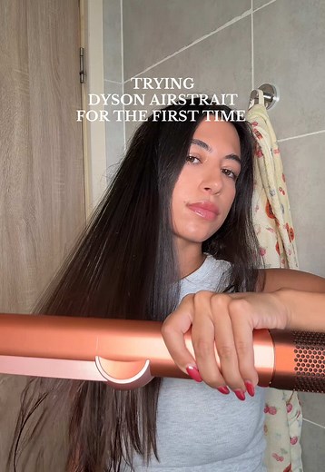 Dyson Airstrait Review: My Experience and Results