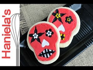 How to Make Fondant Decorated Day of the Dead Cookies, Fondant Inlay on Cookies