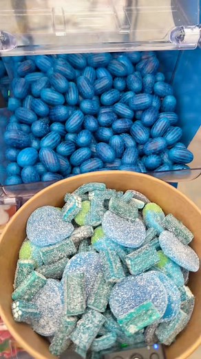 9.1K views · 159 reactions | Sour AND Blue Raspberry? Yes please! Let’s make a SOUR BLUE RASPBERRY Candy Bowl! #reels #viral #satisfying #asmr #explorepage #candies #funny #platter | Poppin Candy | Facebook