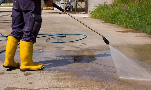 Top 30 Pressure Washing Advertising Ideas To Grow Your Business