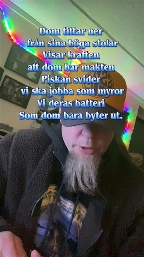 Helgen är kort imorgon är de dags för jobb #poppunkrock #punkrocklive #rock #punk