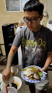 180K views · 4.8K reactions | Nakikain na naman sa birthday-an #kawitty #ree@: #mukbang #pinoyfood #food #foodie #foodblog #highlights #fyp #foryourpage #video #pinoyabroad #pinoyfood #reels | Ka Witty | Facebook