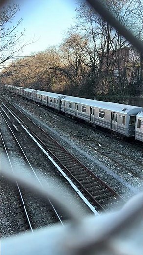 R68A N train departing 8th Avenue