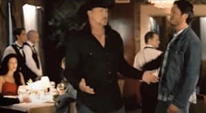 Blake Shelton Hillbilly Bone with Trace Adkins (Music Video and Lyrics)