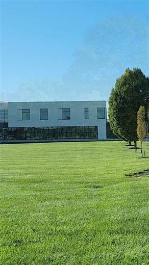 29 reactions | Students, we miss you. Campus is too quiet without you during Fall Break. Take a look for yourself — it’s lonely here. But we hope you’re finding time to relax while you’re away! Enjoy these quiet campus vibes and rest assured we’re looking forward to your return. | Ivy Tech Columbus | Facebook