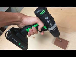 How to Use a Drill/Screwdriver