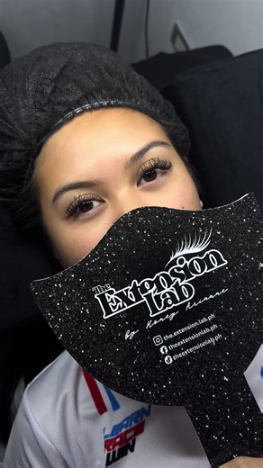 At The Extension Lab, every lash is applied with gentle precision for that soft, weightless feel. Perfect for everyday wear, zero discomfort. ✨ Relaxing, clean, and cozy studio ✨ No sting, no redness — just results you’ll love ✨ Customized sets to fit you Wake up ready, confident, and lash-ready every day. 💖 Book your appointment now 🚨 #LashExtensionsPH #TheExtensionLab #GentleLashApplication