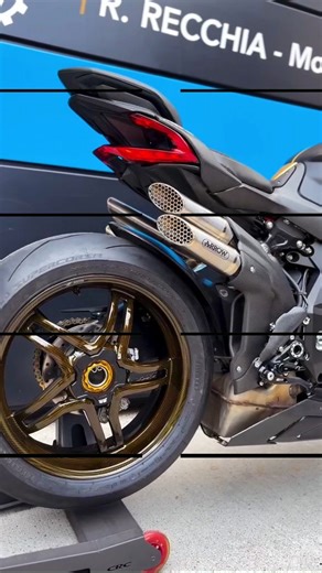 At BST, greatness isn’t a claim — it’s a standard. From world-leading carbon fibre wheels to precision-engineered performance parts, everything we build is designed to make your machine lighter, faster, sharper, and simply better. Racers trust us. Builders choose us. Riders feel the difference. When you run BST, you’re not just upgrading your bike — you’re upgrading the entire experience. #BlackstoneTek #BSTCarbon #RideTheFuture #CarbonFibreEngineering #PerformancePerfected | BST - Blackstone TE