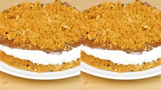 No-Bake Hazelnut Cheesecake With Hazelnut Crumble