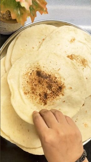 Soft & Fluffy Shawarma Bread Recipe | Homemade Pita Bread | Easy Shawarma Roti Recipe