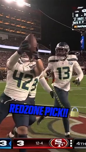 Drake Thomas Makes Stunning Catch Off Tipped Pass