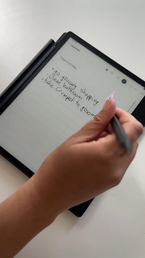 12K views · 27 reactions | Leggi e scrivi comodamente su un touchscreen da 10,3” con ComfortLight PRO per ridurre la luce blu e alleviare l'affaticamento visivo. Kobo Elipsa 2E: https://bit.ly/3Kdrsq2 | Kobo | Facebook