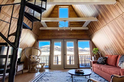 13 Best Colorado Airbnbs for Fresh Air, Mountain Views, and Memorable Stays